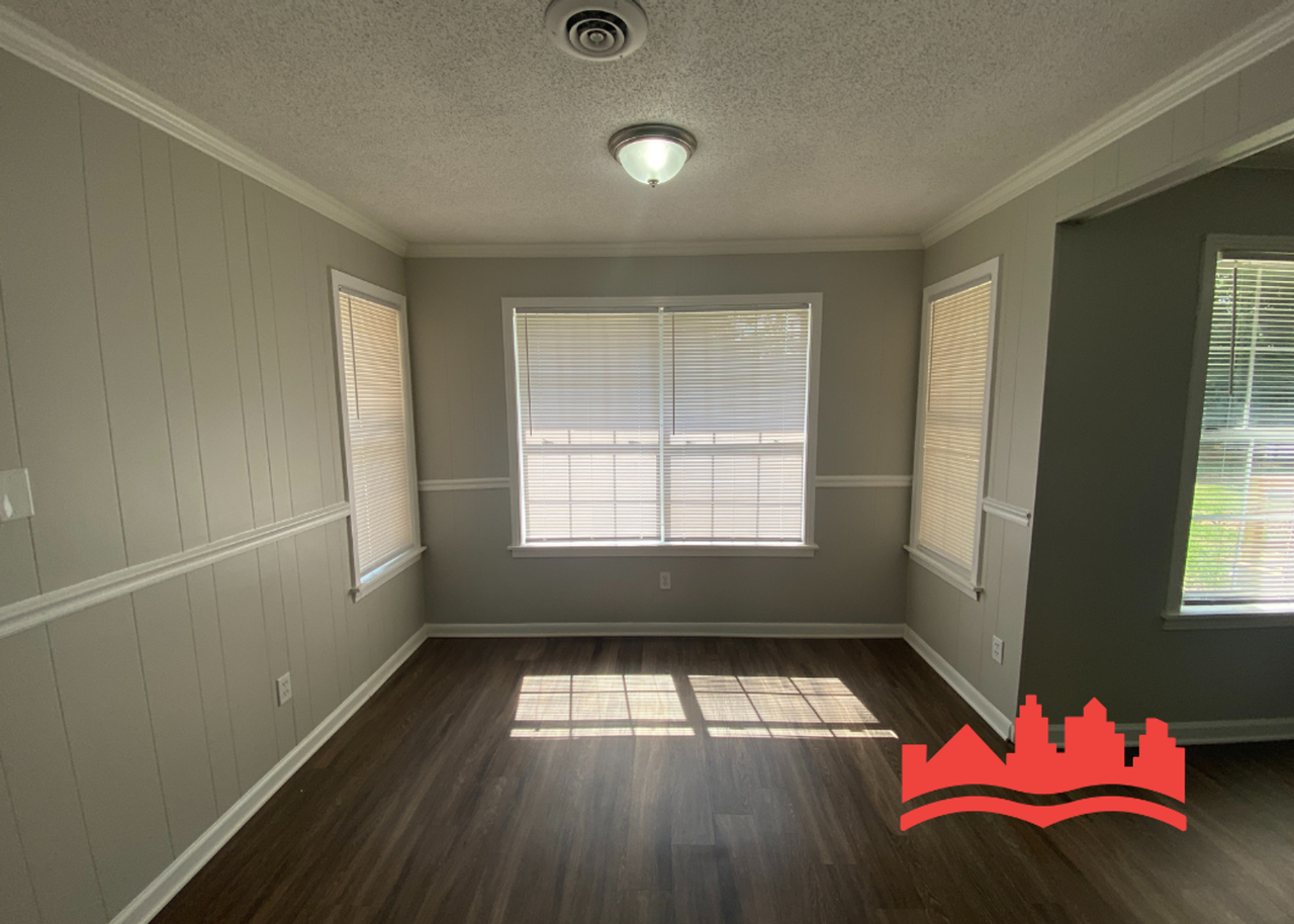 6815 Pleasant Hill Rd - Photo 7 of 19
