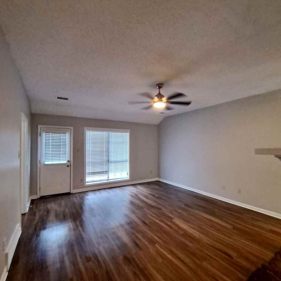 7419 Hollorn Ln - Photo 2 of 18