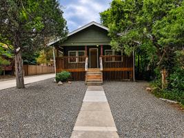 featured image of 835 18th St