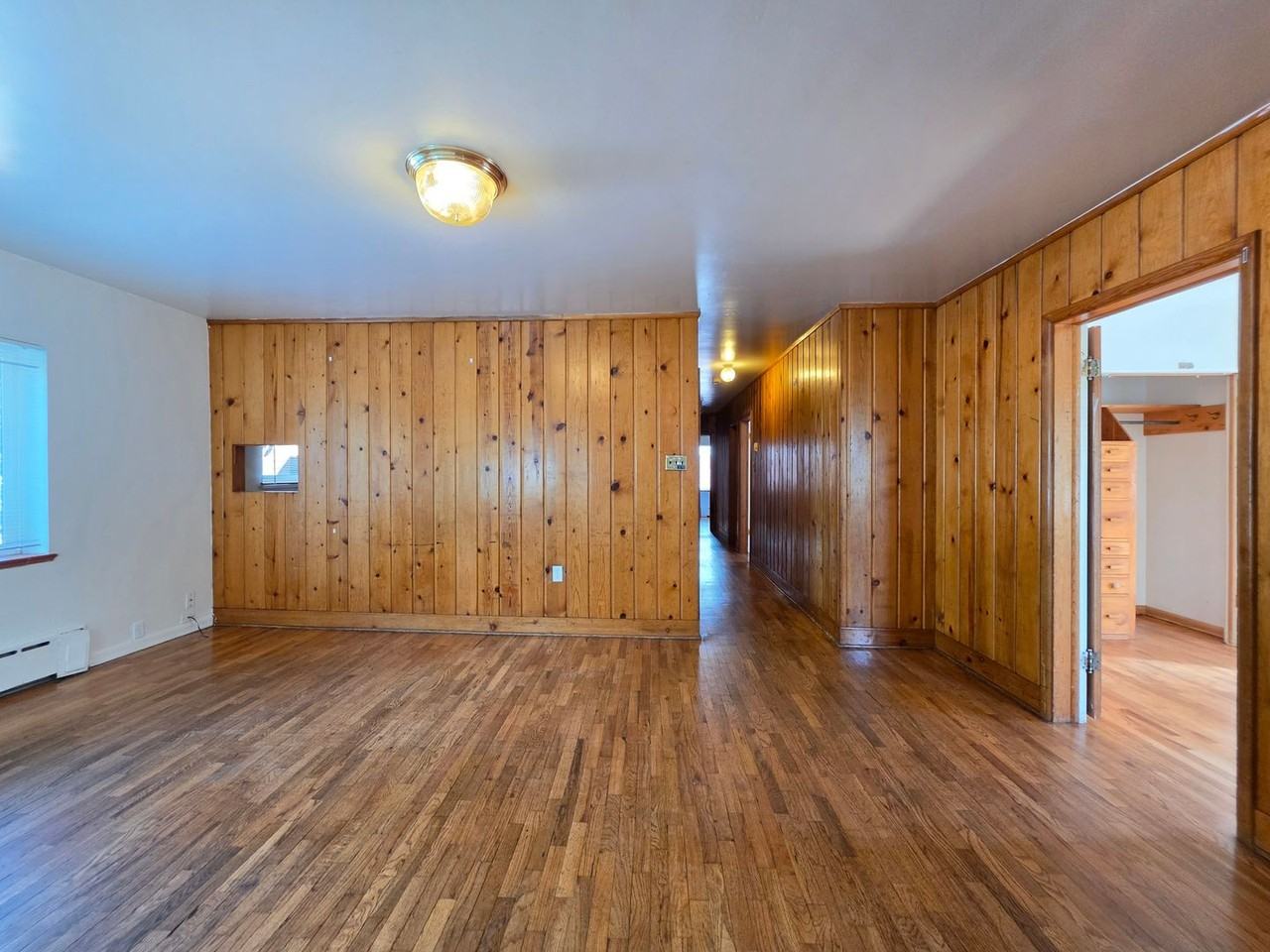 735 17th St - Photo 2 of 14