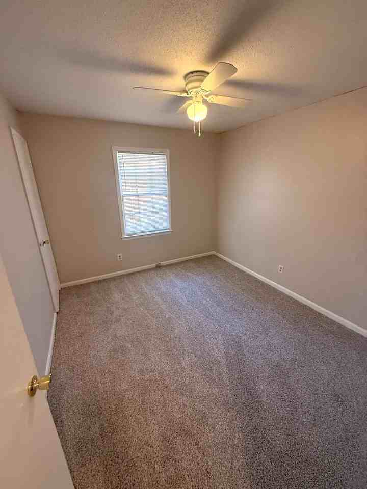 1804 Claudia Cir - Photo 5 of 9