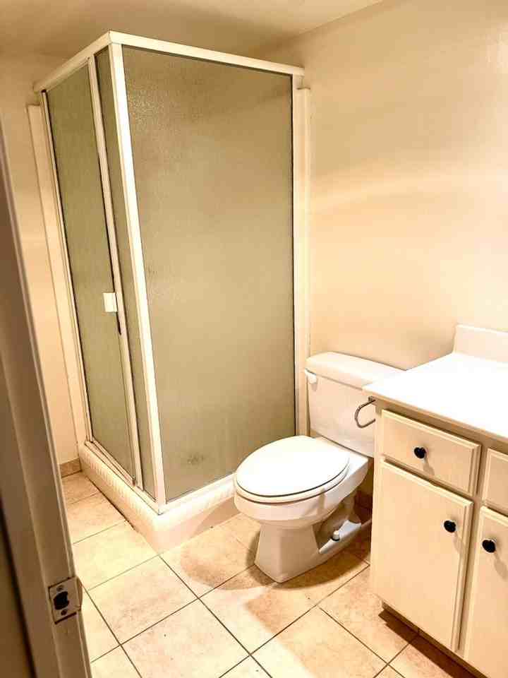 1241 Berwick Dr - Photo 4 of 13