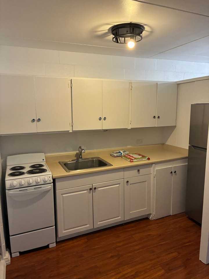 3824 Leahi Ave - Photo 3 of 6