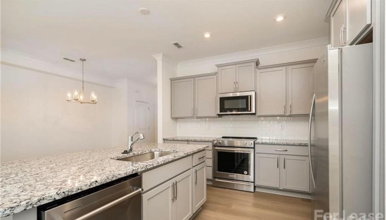 1816 Saint Louis Aly Nw - Photo 5 of 15