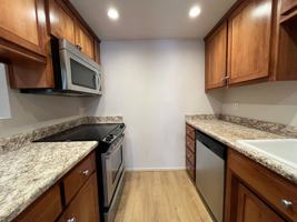 featured image of 1043 Southwood Dr #K