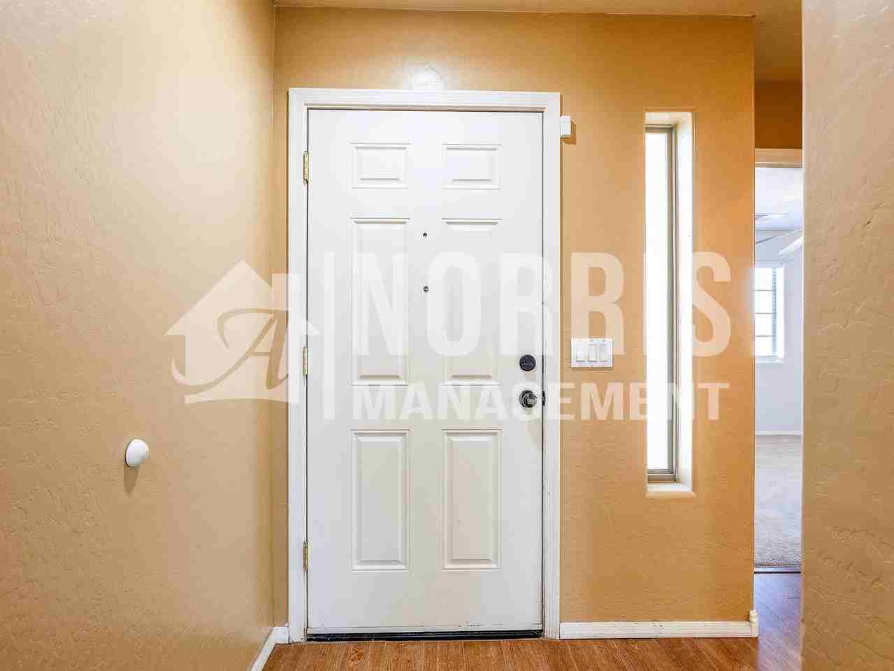 9051 W Raven Dr - Photo 5 of 41