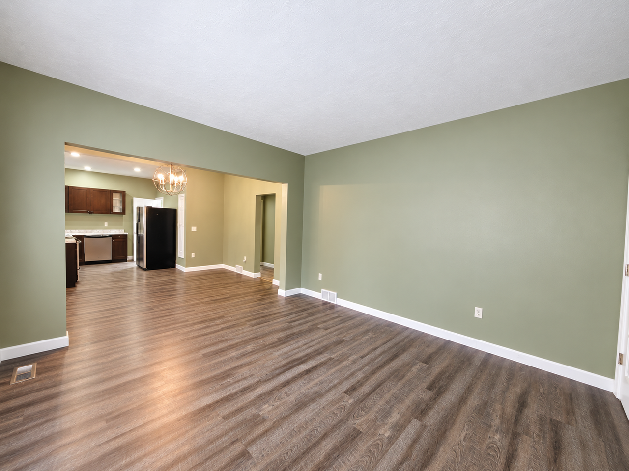 1814 S Norton Ave - Photo 5 of 19
