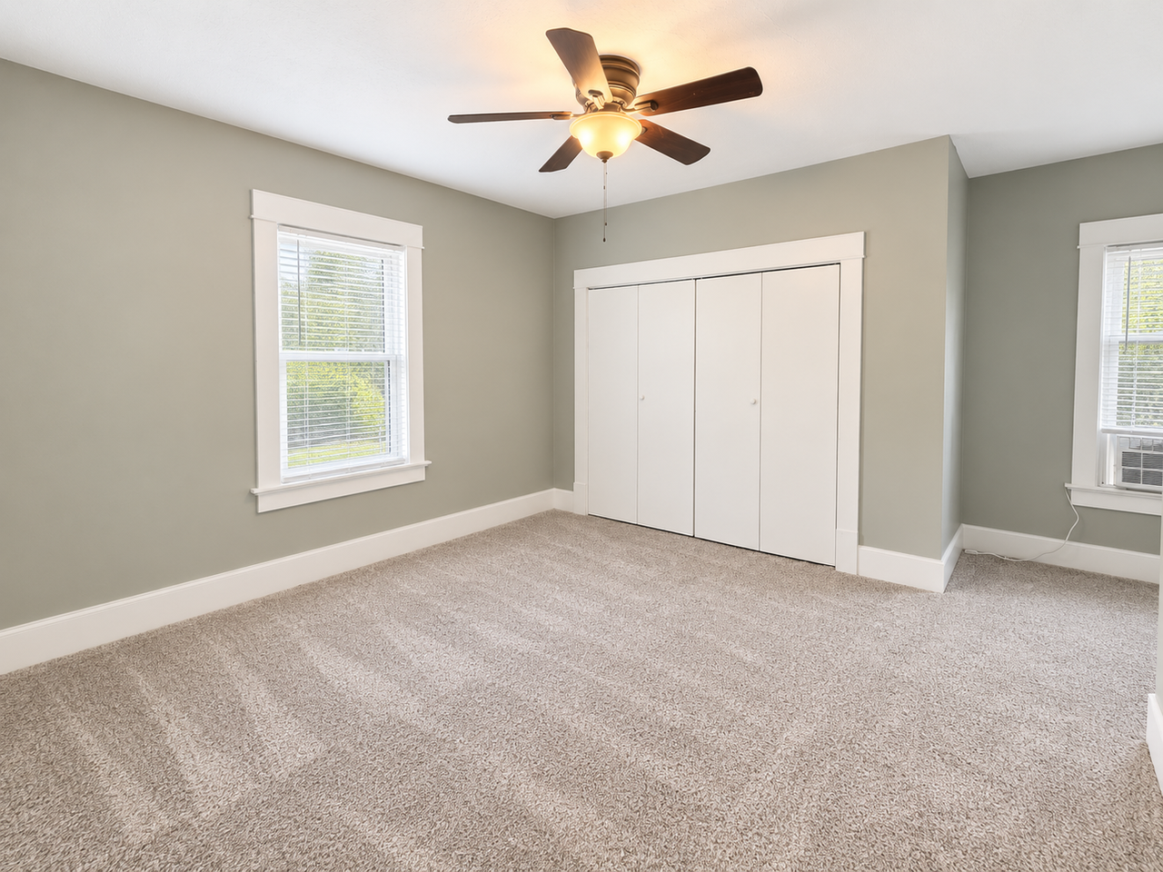 901 S Spring Ave - Photo 6 of 17