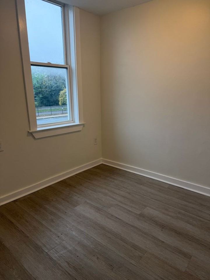 199 Cambridge St - Photo 2 of 8
