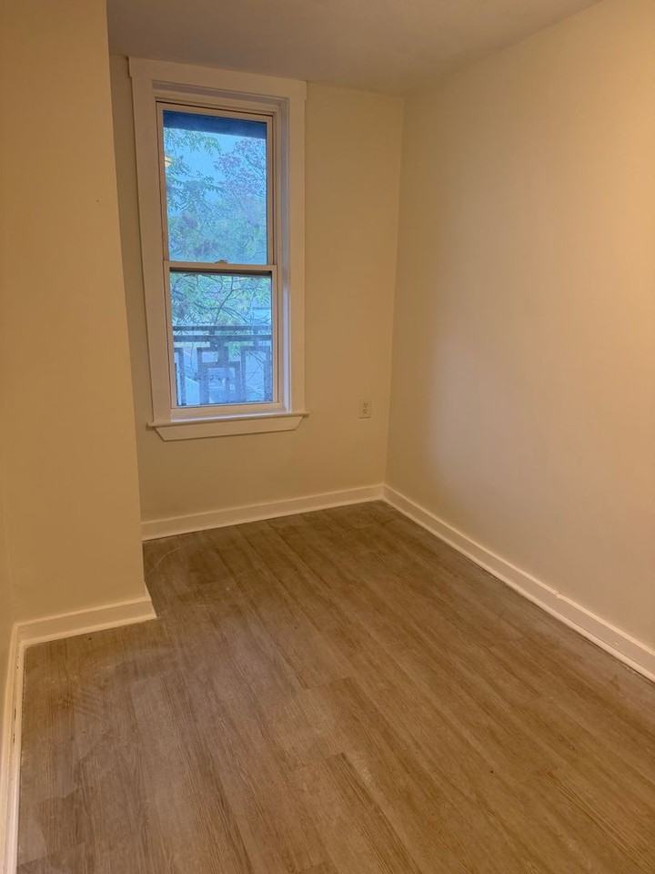 199 Cambridge St - Photo 4 of 8