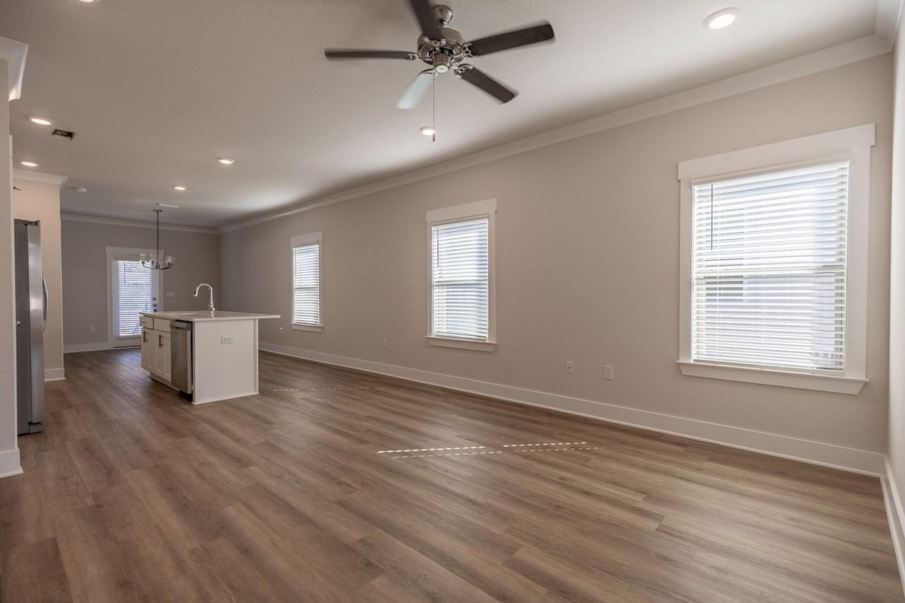 162 Ferdinand Ave - Photo 3 of 15