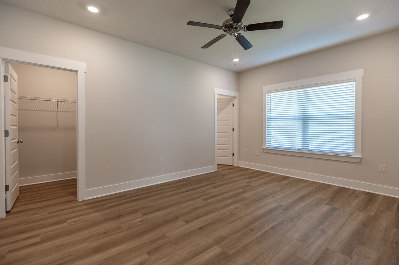162 Ferdinand Ave - Photo 6 of 15