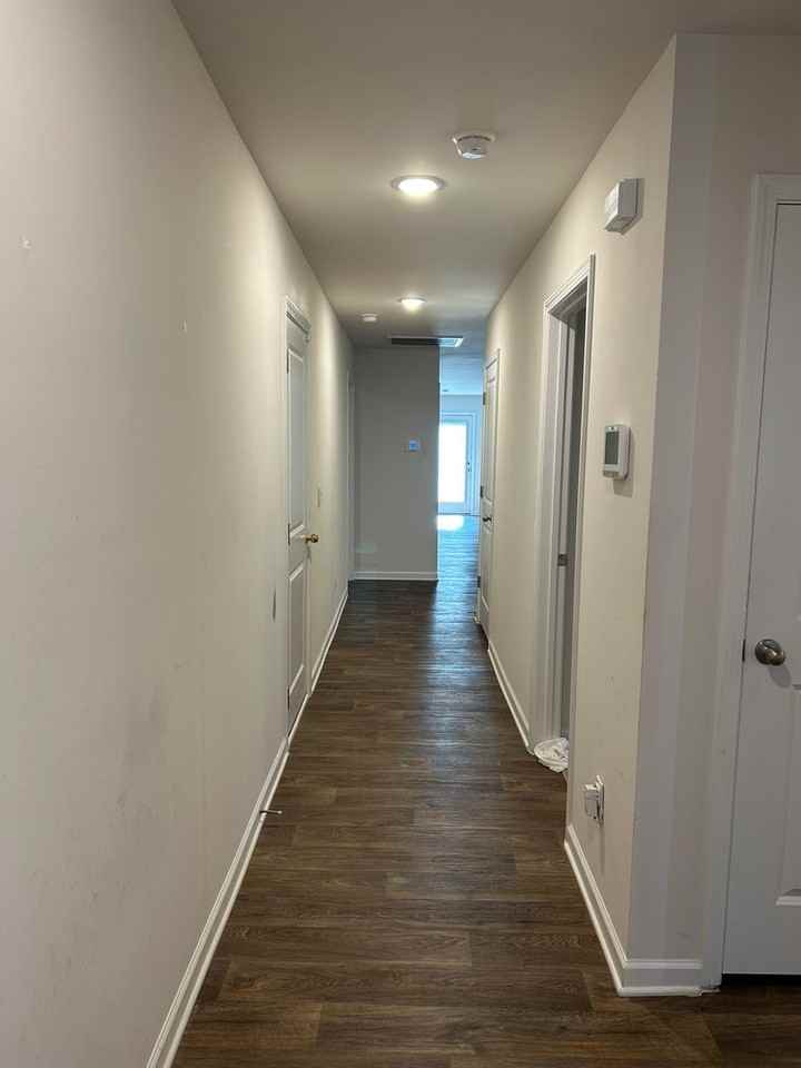 129 Glenshire Dr - Photo 2 of 17