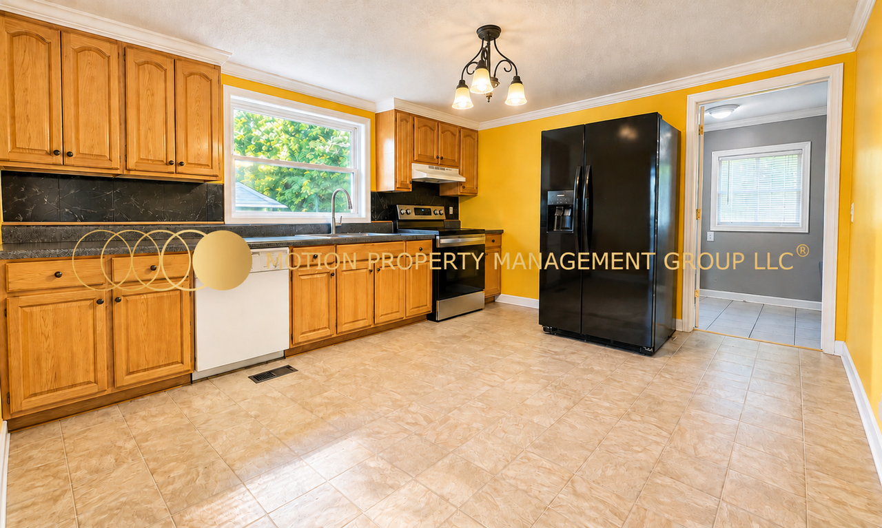 635 Ledford Rd Ne - Photo 5 of 13