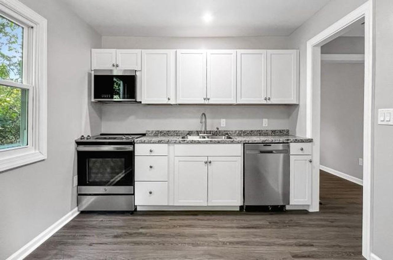 4720 Wistar Rd - Photo 3 of 18