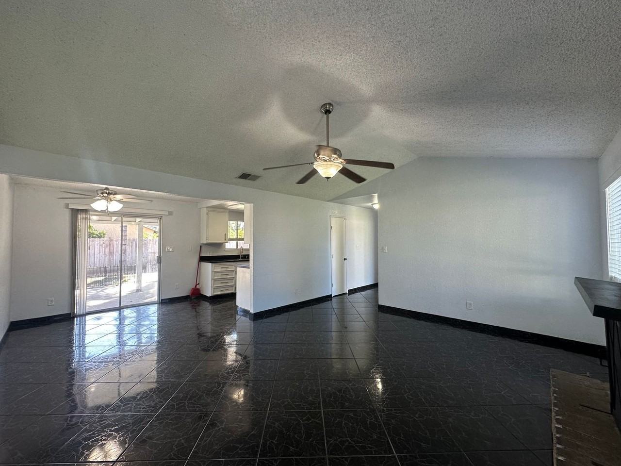 3100 Kounias Dr - Photo 3 of 21