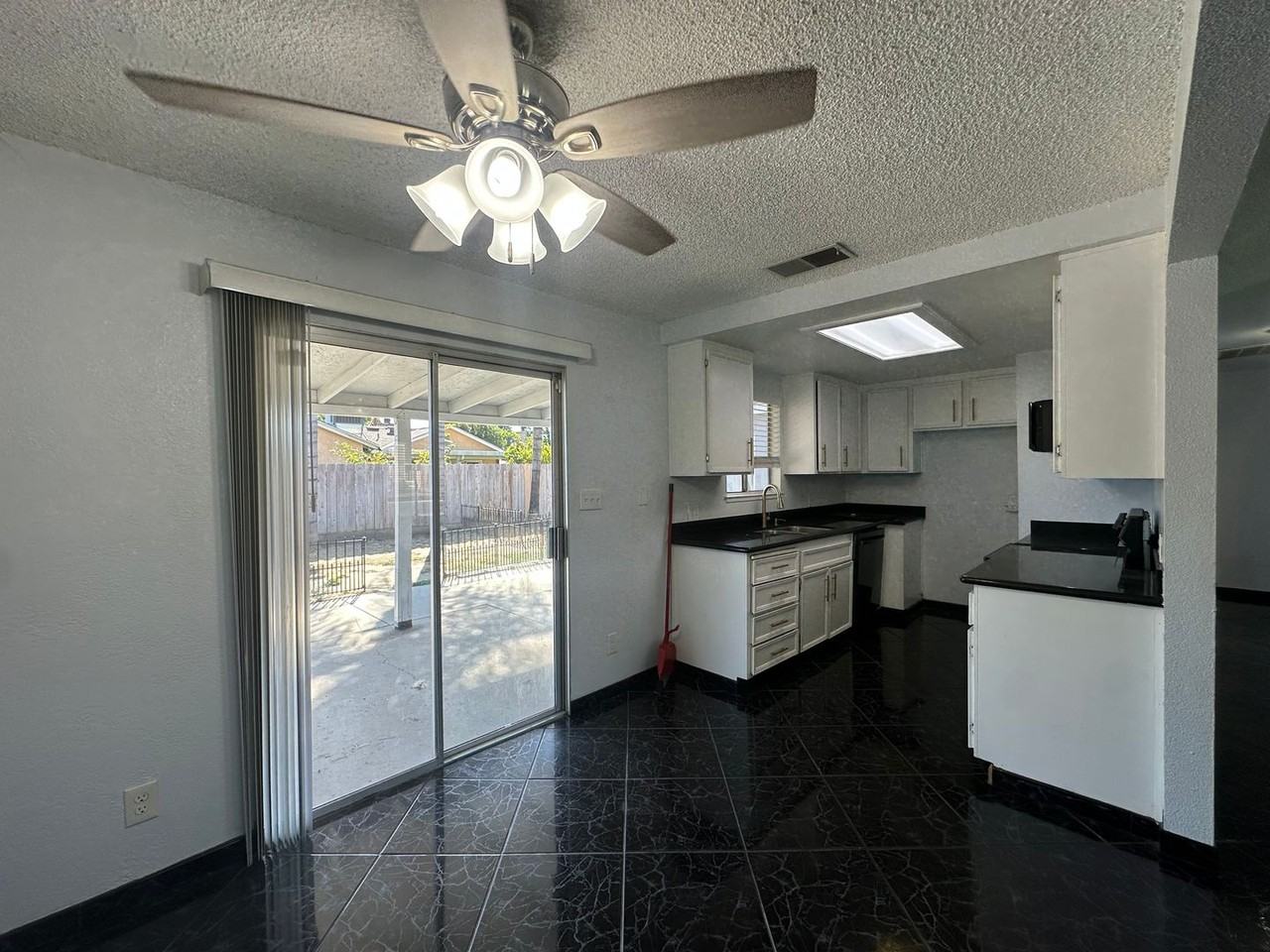 3100 Kounias Dr - Photo 4 of 21