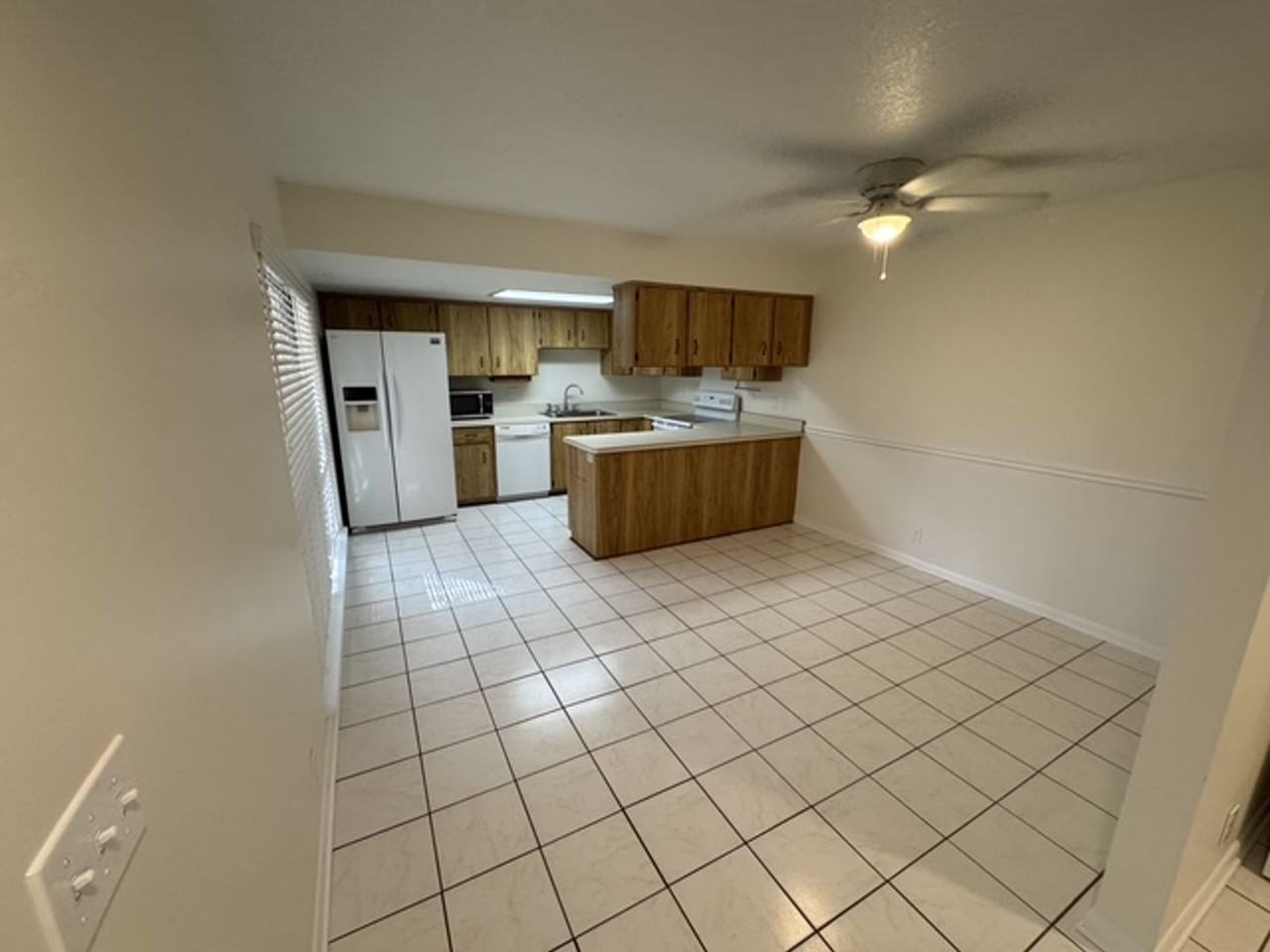 10355 Big Tree Ln - Photo 6 of 27