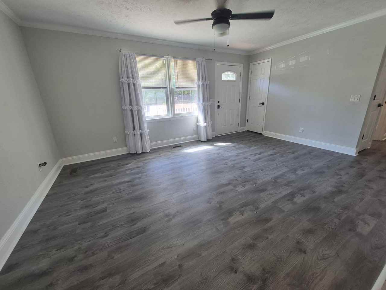 814 Juniper Dr - Photo 7 of 13