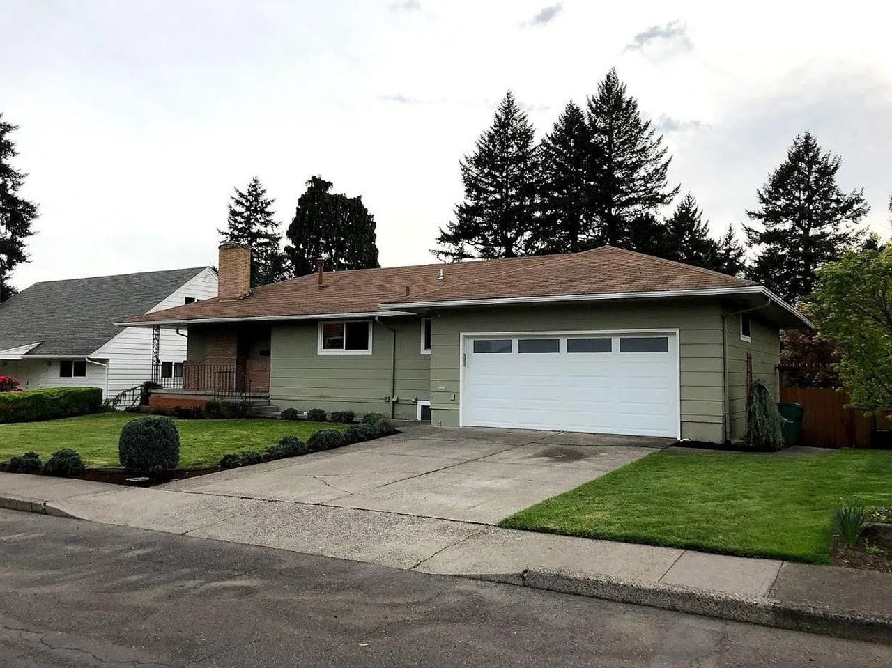 11961 Se 36th Ave - Photo 3 of 30
