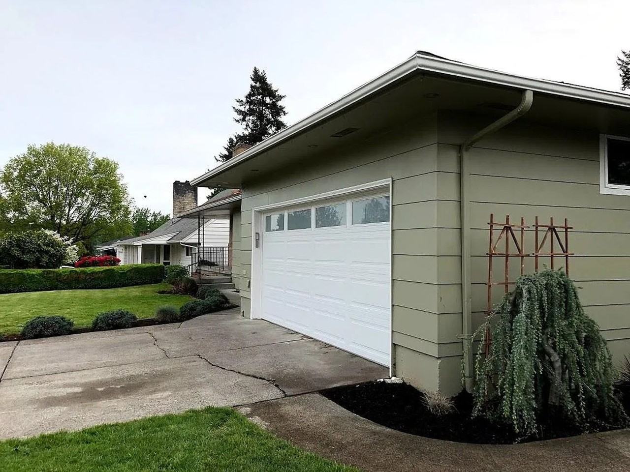 11961 Se 36th Ave - Photo 4 of 30