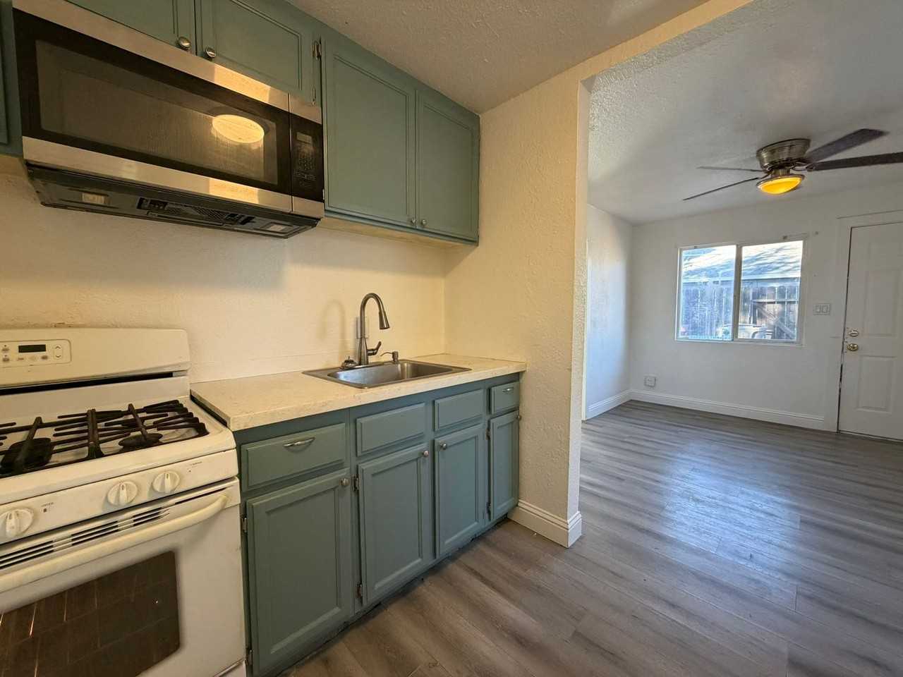 3920 1/2 High St - Photo 3 of 26