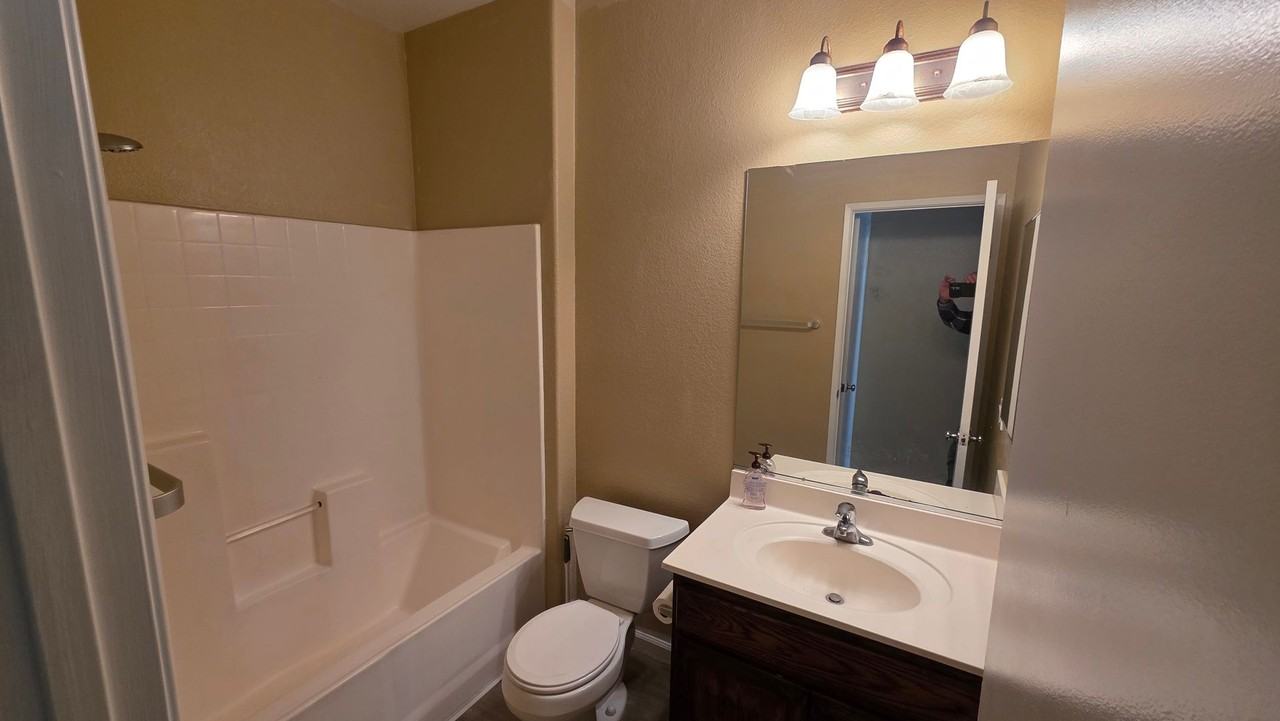 4529 Northern Moon Way - Photo 6 of 19