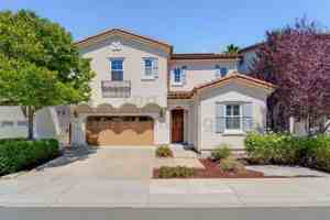 featured image of 3 Kendall Cir