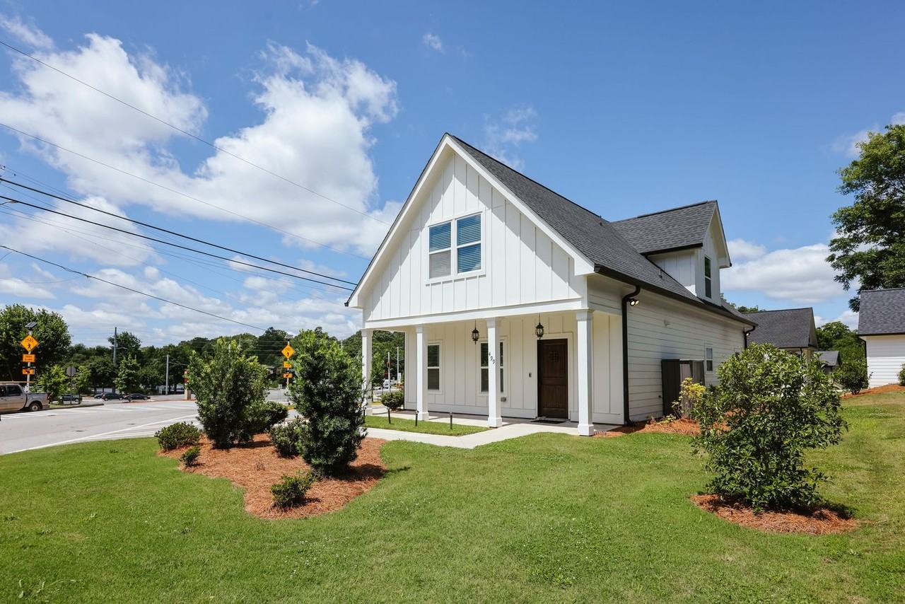 499 Little Oak St - Photo 5 of 50