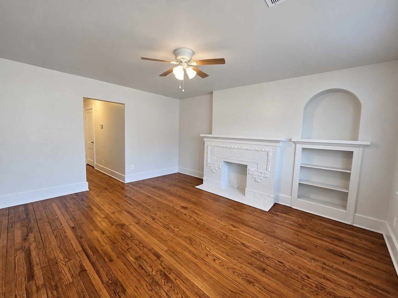 2436 Nw 16th St - Photo 3 of 13