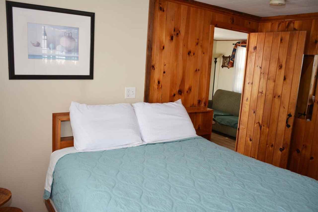Little Miss Cottages - Photo 4 of 12