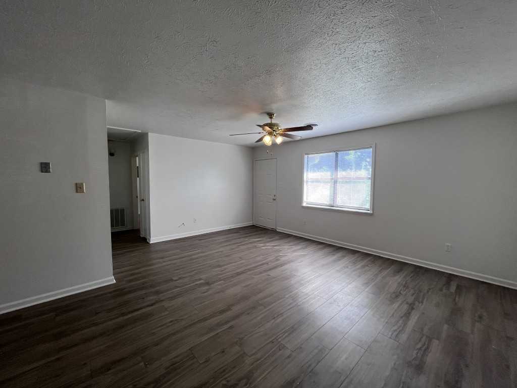 106 Jay Ln #106A - Photo 5 of 17