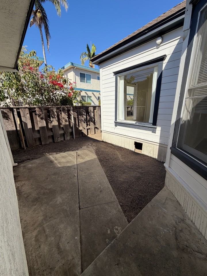 550 E Foothill Blvd #550 - Photo 6 of 9