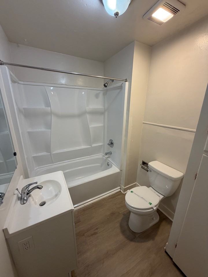 554 E Foothill Blvd #554 - Photo 5 of 8