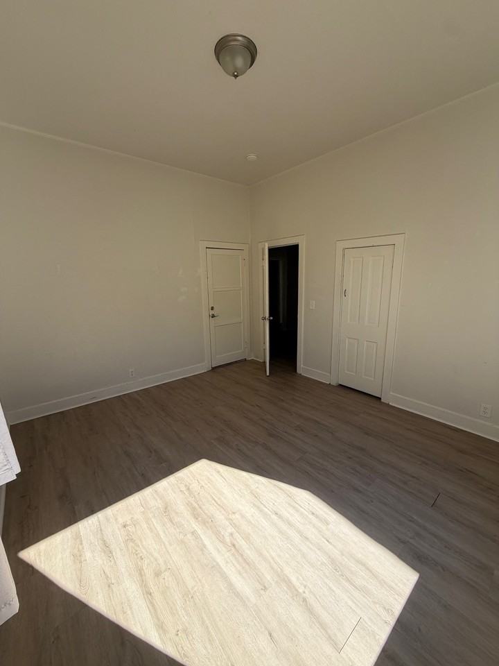 554 E Foothill Blvd #554 - Photo 7 of 8
