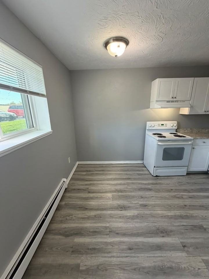 4640 Oberlin Avenue #4640-B1 - Photo 3 of 18