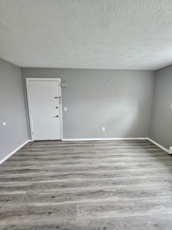 4640 Oberlin Avenue #4640-B1 - Photo 7 of 18