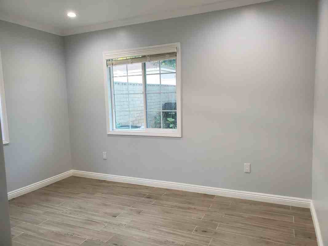 1615 S Vega St - Photo 6 of 9
