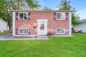 featured image of 3186 Sundale Rd