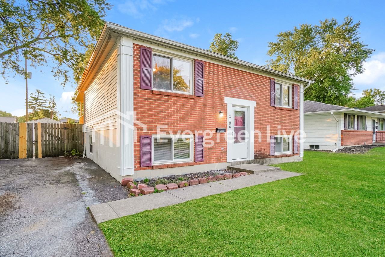 3186 Sundale Rd - Photo 2 of 15