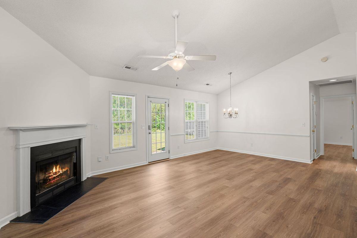 101 Eather Dr - Photo 6 of 27