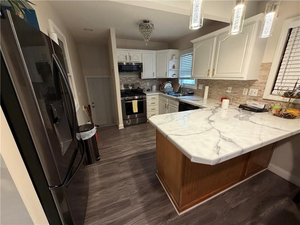 2169 Mineral Spring Ave - Photo 6 of 14