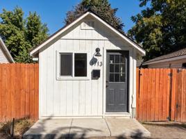 featured image of 1713 Lucerne Ave