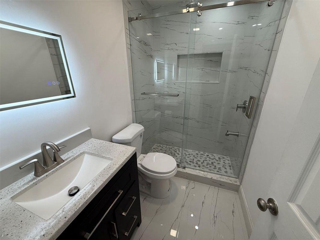 7400 Sw 11th Ct - Photo 4 of 8
