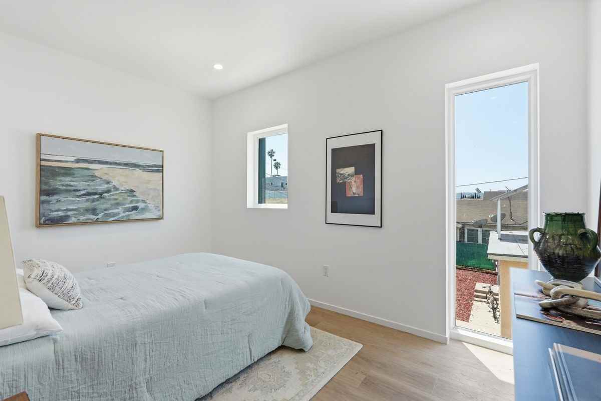 1430 S Cloverdale Ave - Photo 5 of 23
