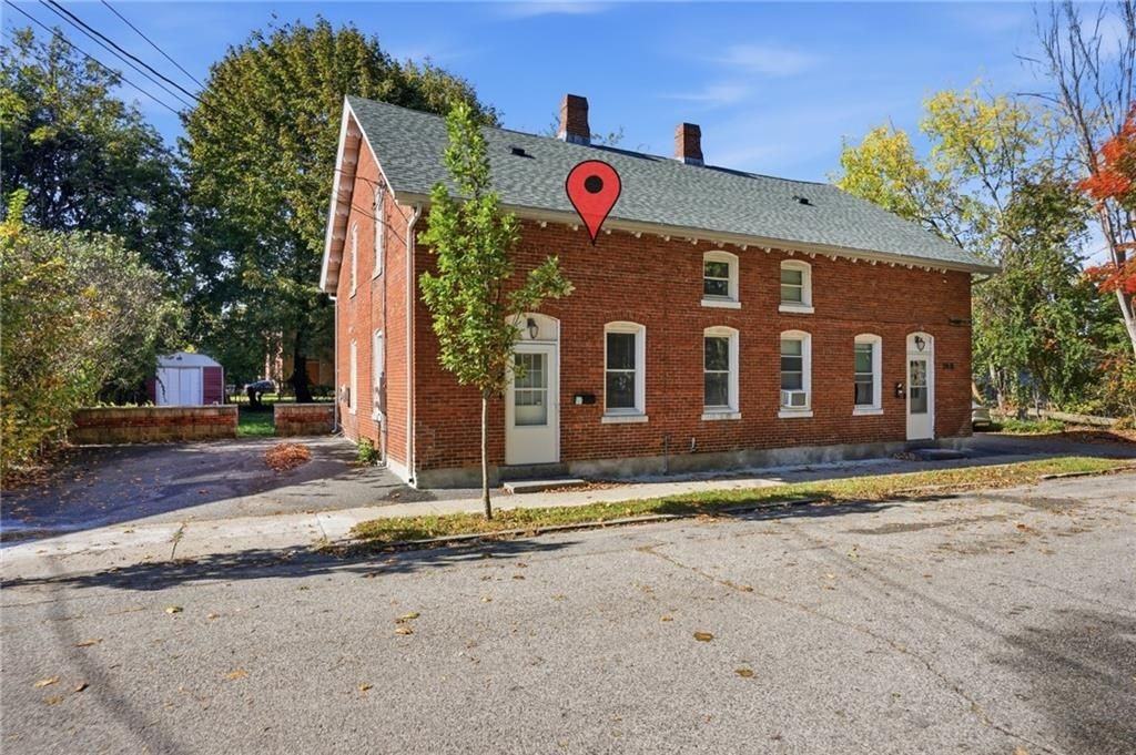 24 Lawrence St - Photo 2 of 38