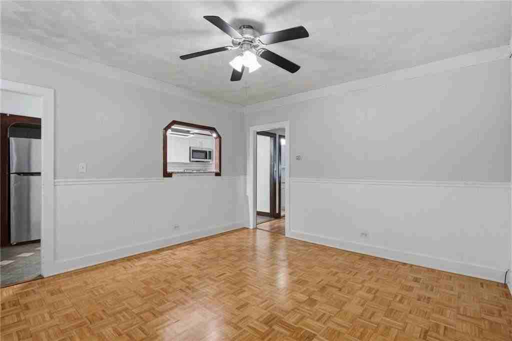 24 Lawrence St - Photo 5 of 38