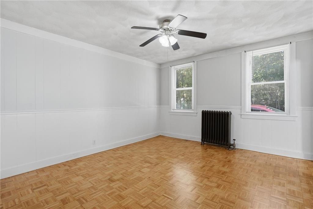 24 Lawrence St - Photo 7 of 38