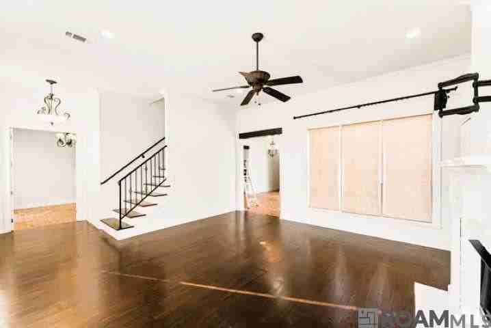 2904 Rue Dauphine - Photo 4 of 21