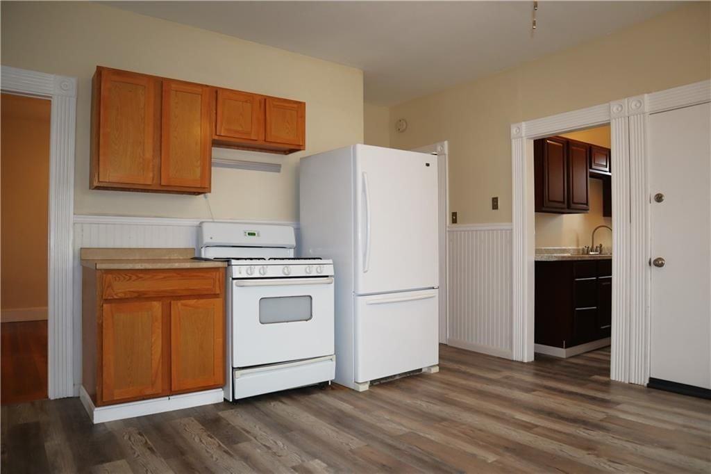11 Garfield St ##1 - Photo 3 of 15